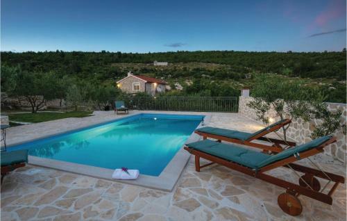 Two-bedroom Holiday Home In Vid