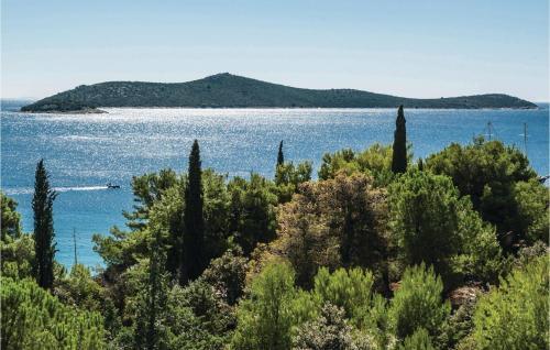 Two-bedroom Apartment In Vinisce