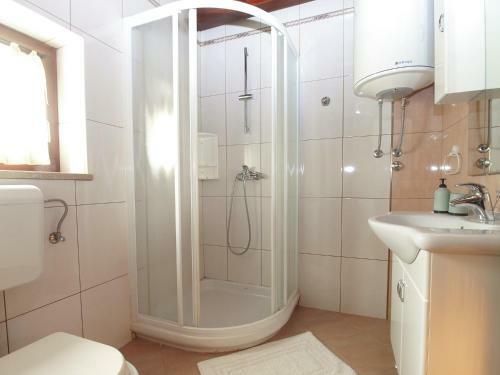 Apartments Helena 1992