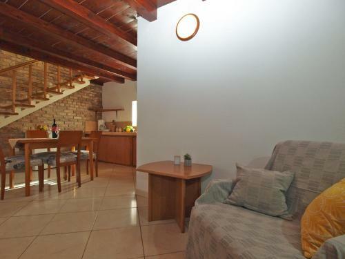 Apartments Helena 1992