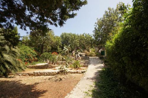 Holiday Home (139-3)