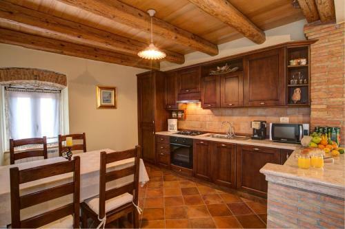 Visignano Villa Sleeps 6 Pool Air Con Wifi