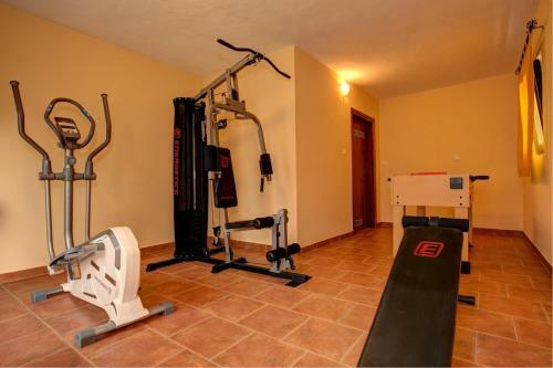 Visignano Villa Sleeps 6 Pool Air Con Wifi