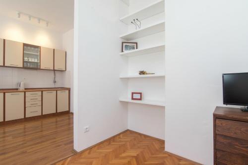 Apartment Miljenko