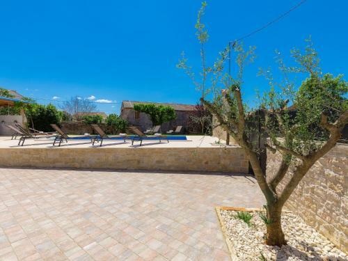 Holiday Home Villa Radovani