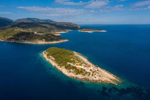 Villa Luxury Lighthouse Vis-croatia