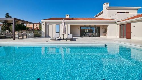 Hostal Villa Efa