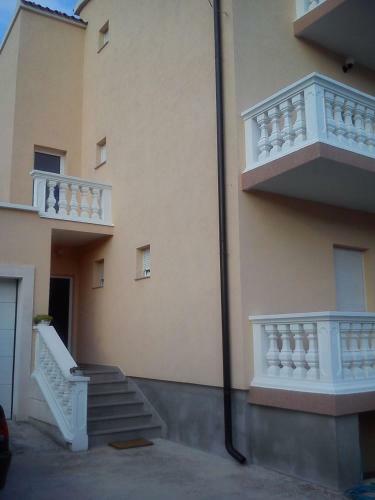 Apartments Sabina - Parking
