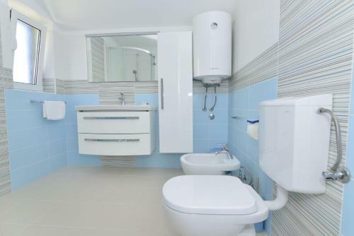 Holiday Home Oliva - Vodice Beachfront