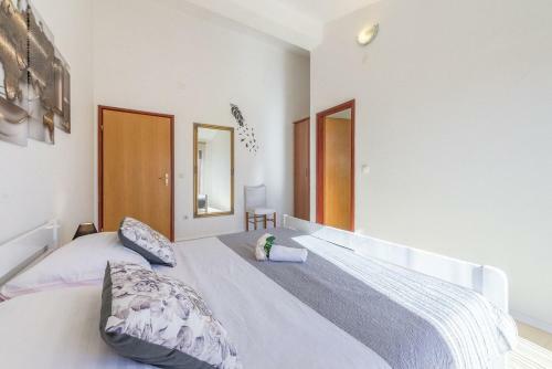 Hostal Apartments Julija In Vodice