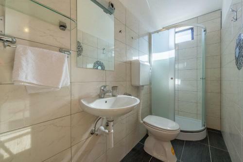 Hostal Apartments Julija In Vodice