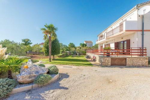Hostal Apartments Julija In Vodice