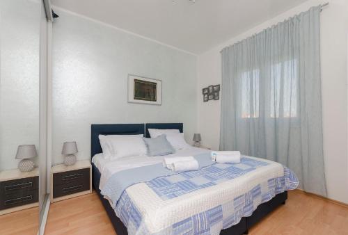 Apartment Golden Oasis