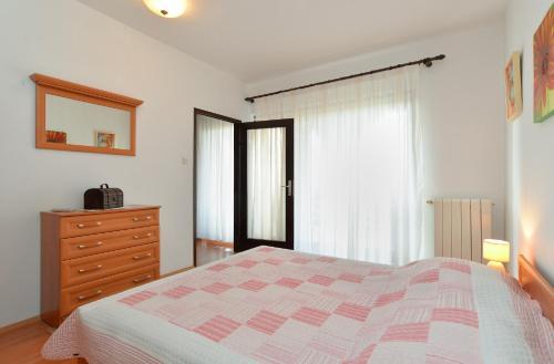 Apartments Segio 1803