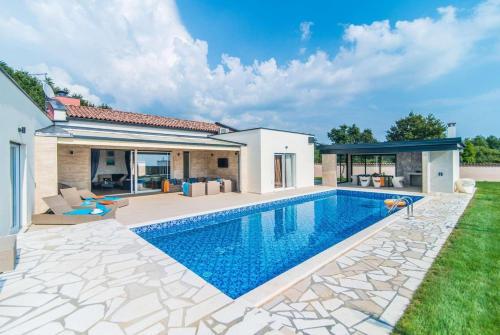 Villa Serenity Garden