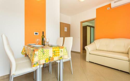 Apartments Vola