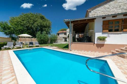 Villa Pelizzar