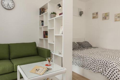 Apartments Emil-close To The Beach