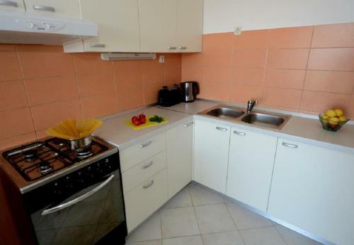 Apartments Ankica - 150 M From Beach