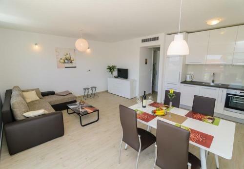 Apartamento Apts Mali Princ - Modern And Comfortable