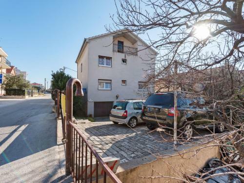 Cosy Holiday Home In Zadar With Garden