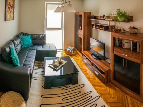 Hostal Bibero Apartments