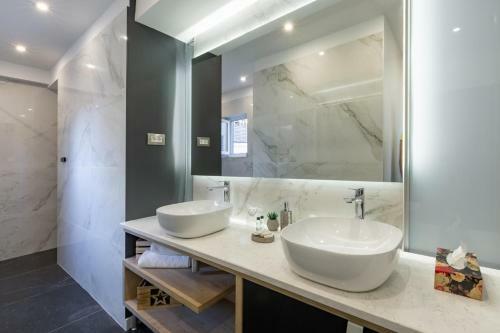 Marcius Luxury Apartment With Jacuzzi & Sauna