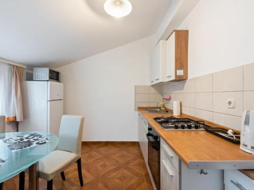 Scenic Apartment In Zadar With Terrace