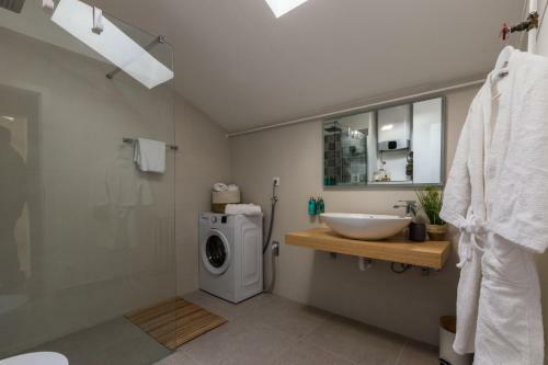 Kuki Apartment With Balcony