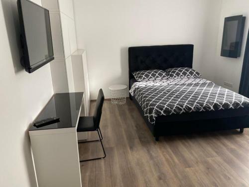 Octagon Main Square Apartment