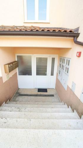 Apartment Sandy Beach Zambrattia