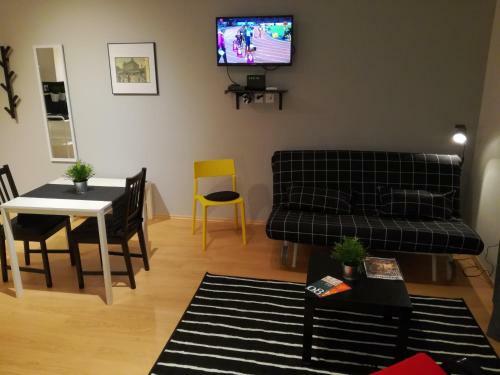 Hostal Studio Apartment Adro In The Center With Parking