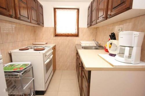 Apartment Glory-80m From Beach