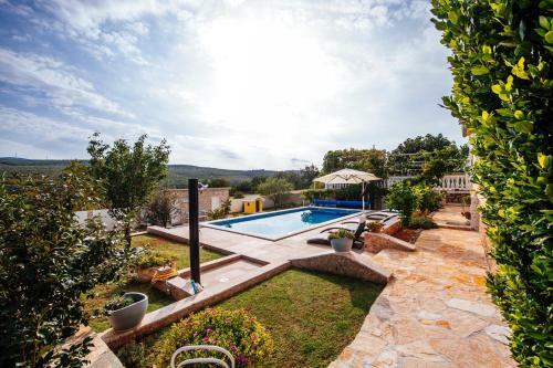 Villa With Pool Sucic