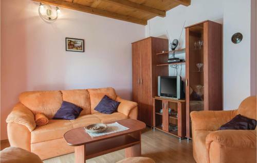 Holiday Home Bateli 06