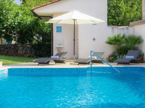Holiday Home Juste & Roza
