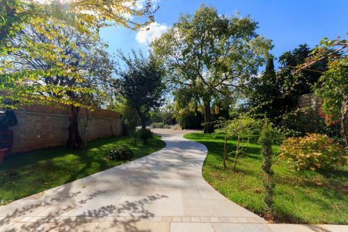 Villa Benina - Best Vacation Choice!