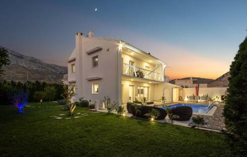 Villa Capitano 3 Bedrooms W Ensuite Bathroom And Heated Pool