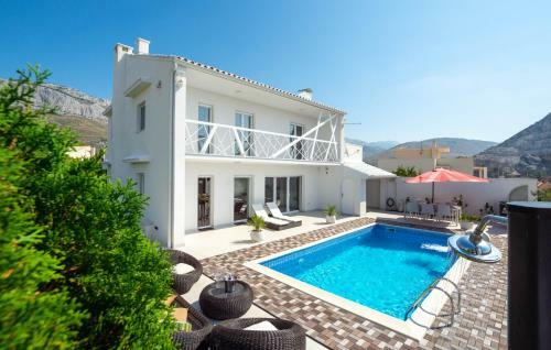 Villa Capitano 3 Bedrooms W Ensuite Bathroom And Heated Pool