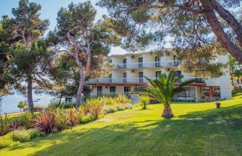 Centinera Apartments