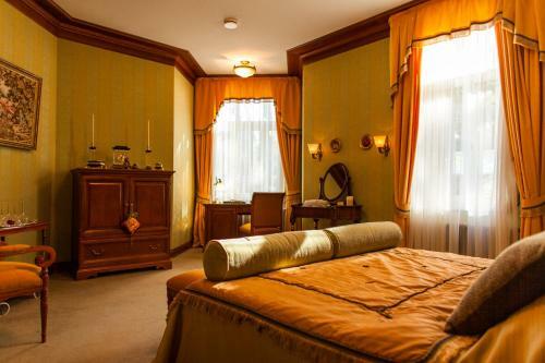 Tb Palace Hotel & Spa