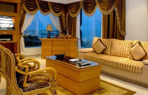 Mirage Suites Hotel