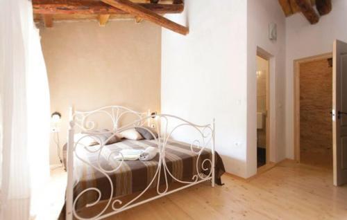 Villa 704