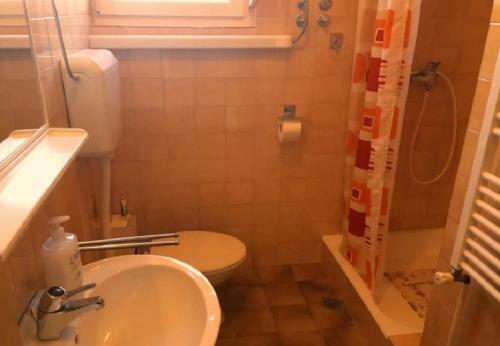 Hostal Apts And Rooms Ognjen- Family Friendly