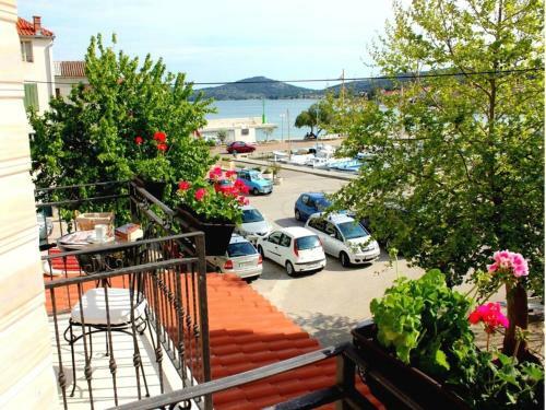 Apartments And Rooms Dalibor