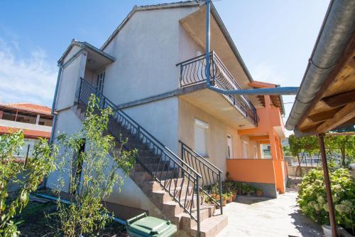 Apartments Sea Tang