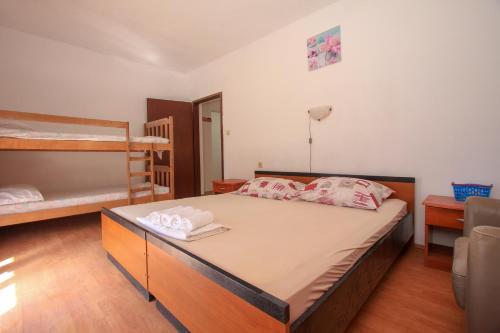 Apartamento Robinson Srdelica