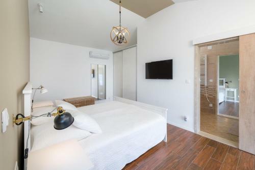 Villa Sapore Di Sale With Pool