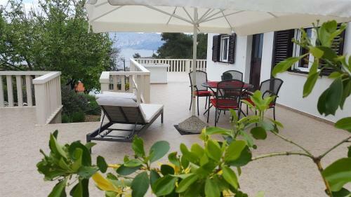Apartments Dena - 60 M From Beach
