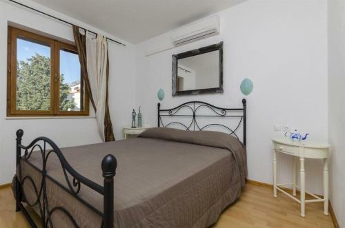 Apartments Lemar - Parking & Grill